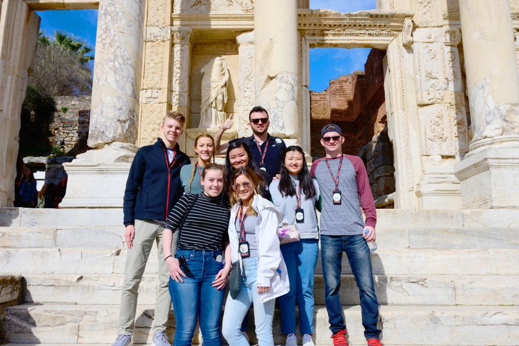 students traveling to Greece